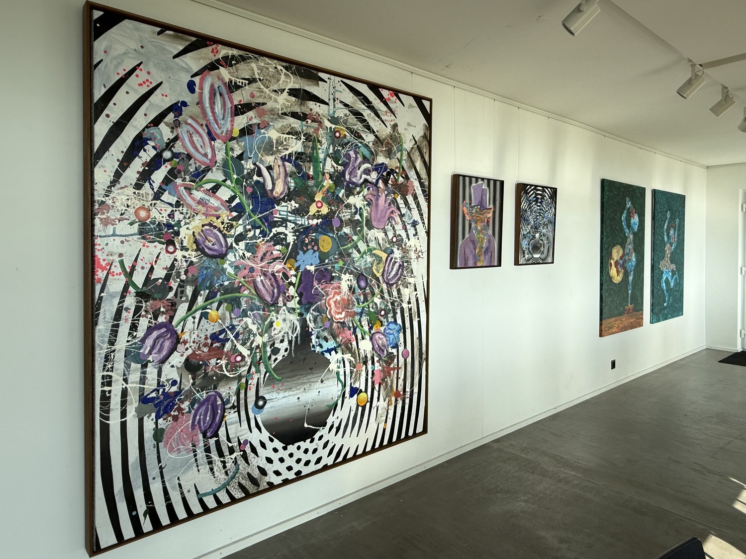 «Untitled (Vanitas)», white